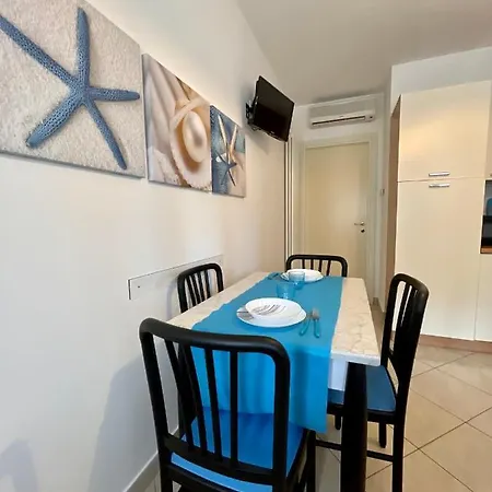 {perla D'amare ~ Zaffiro} Sul Mare *